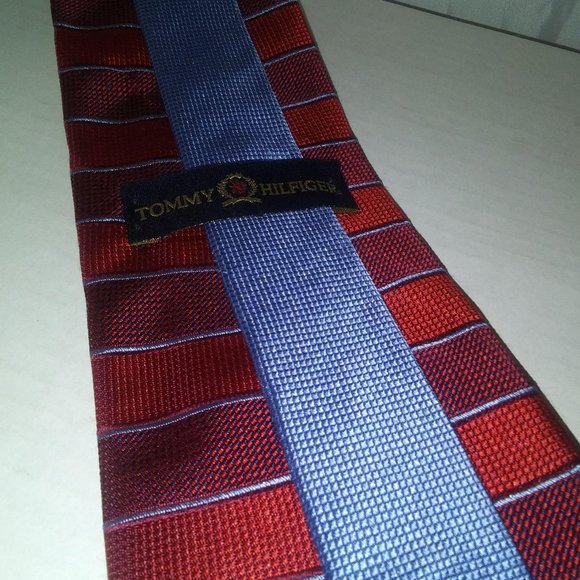 Vintage Tommy Hilfiger Tie 100% imported Silk - Picture 3 of 4